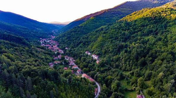 Ремонт на покриви в с. Лопян